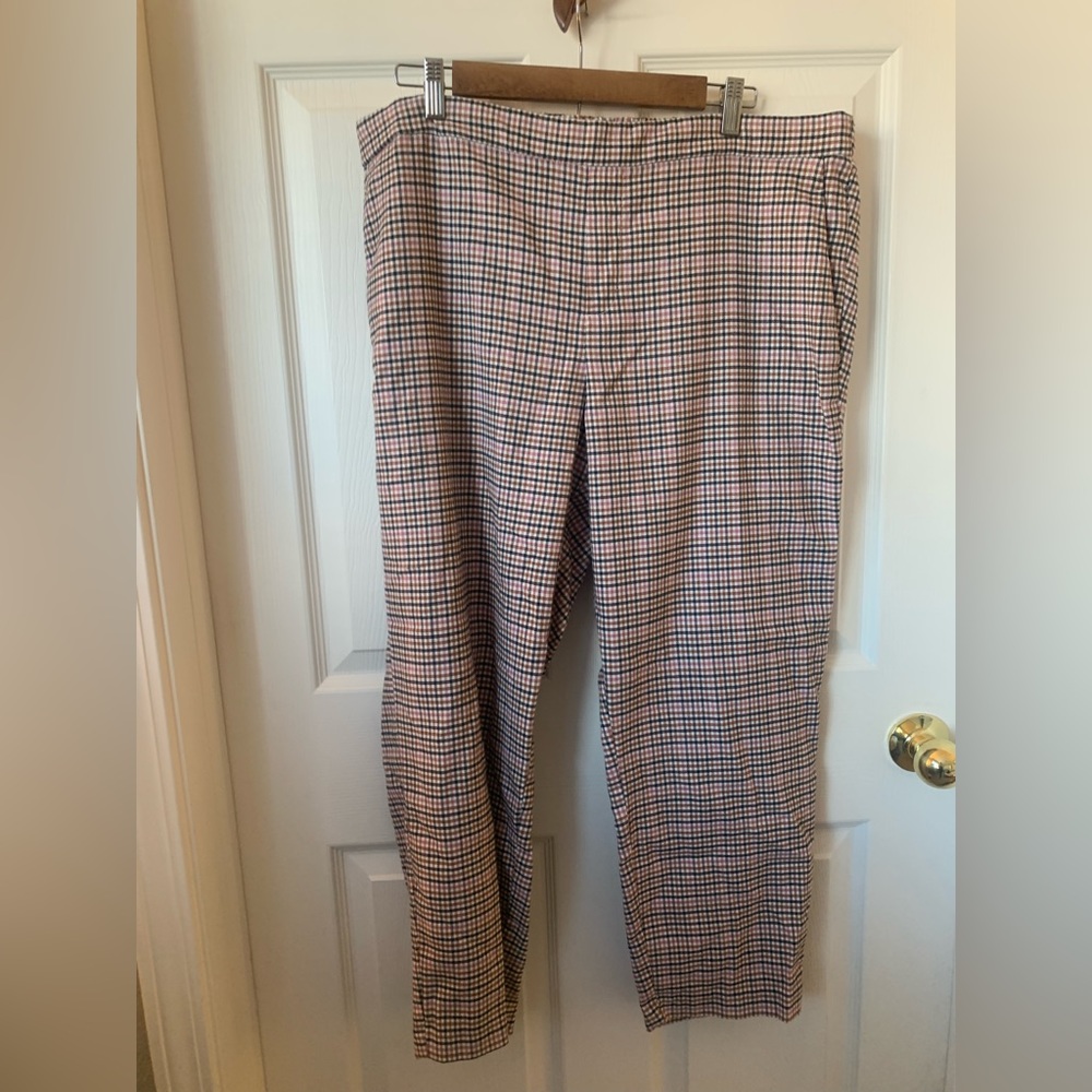 Old Navy Plaid Trouser